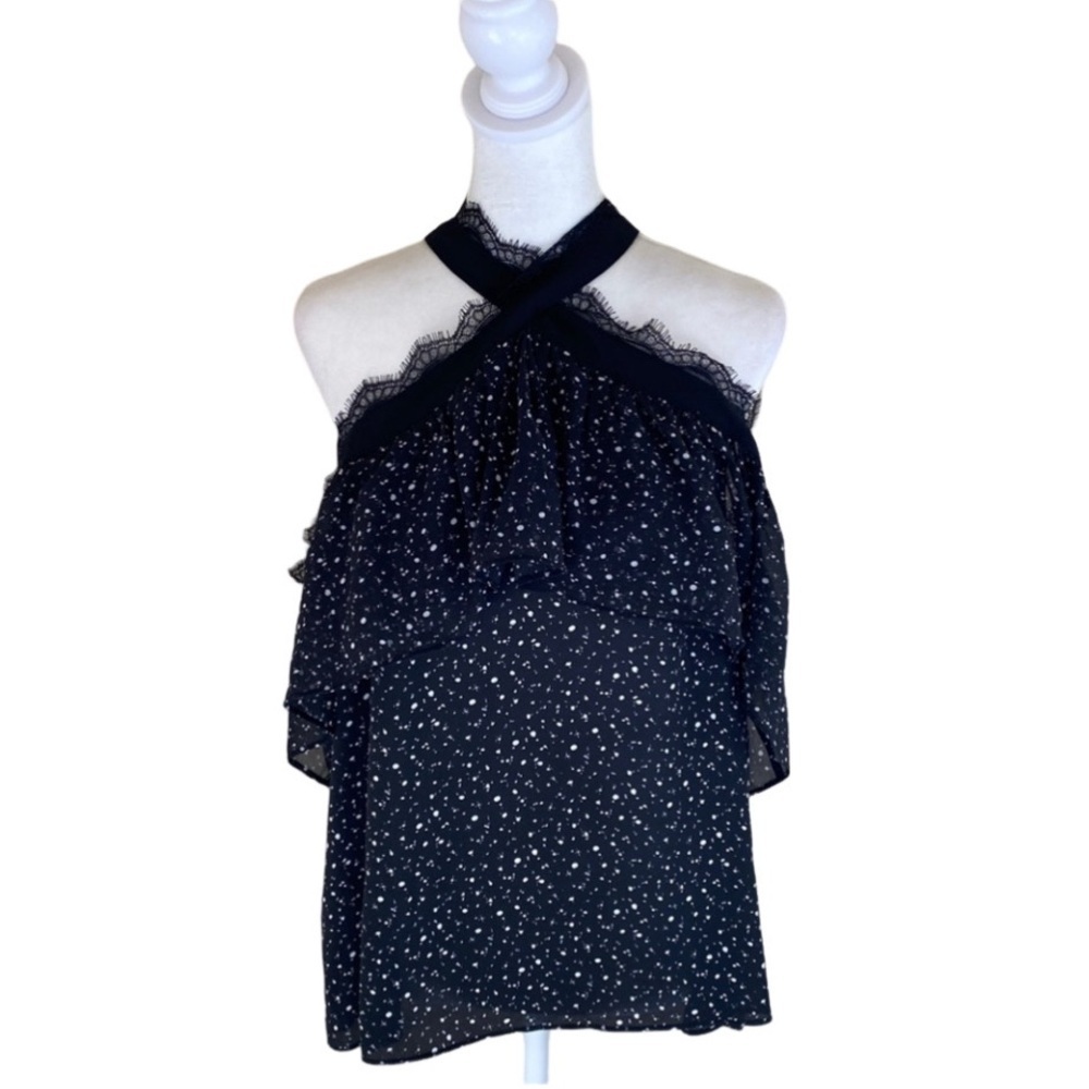 BAR III cold shoulder blouse. Criss-cross neck. Black/white pattern.Size L. - Picture 2 of 15